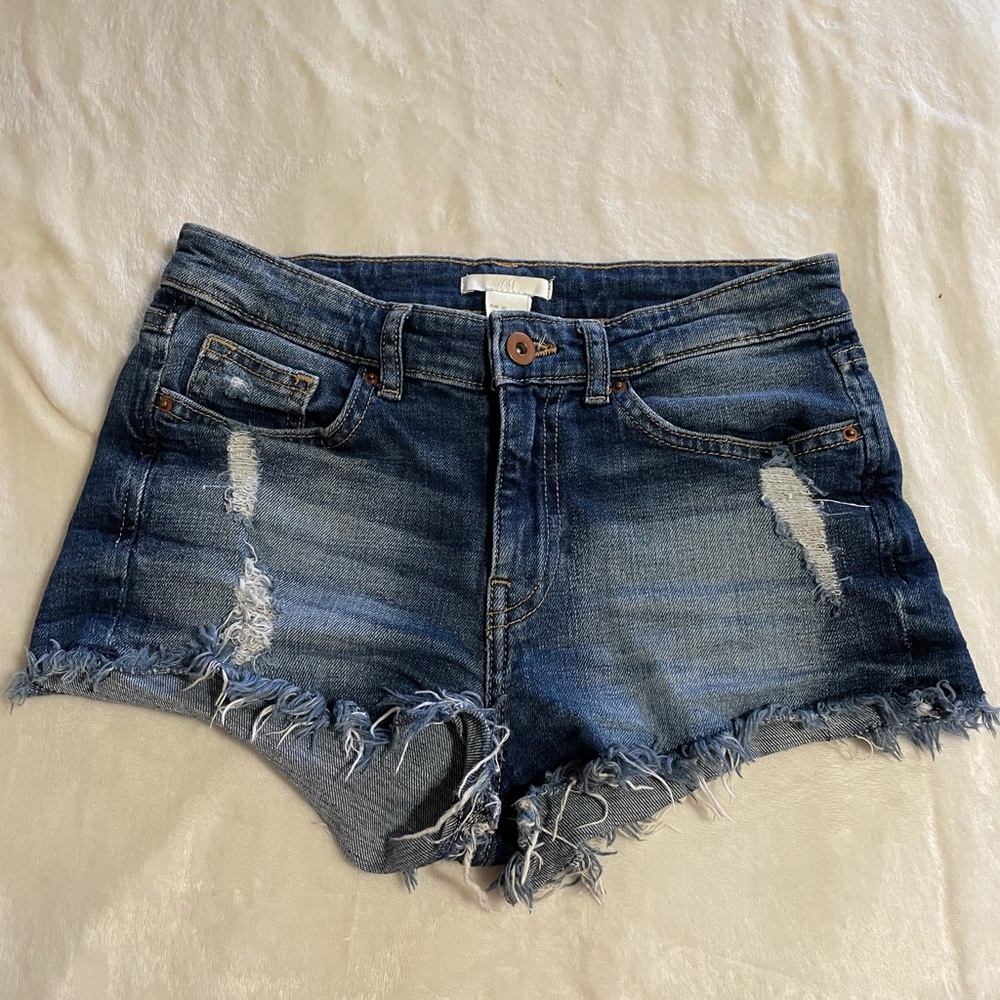 Like New H&M Denim shorts